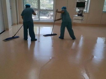 北京保洁清洗服务全解析 专业承接地毯、玻璃、外墙及家电除甲醛